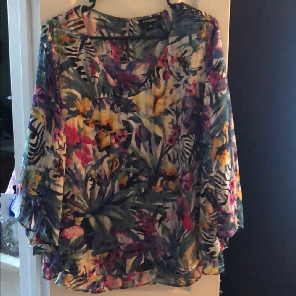 Women’s Top, size XL